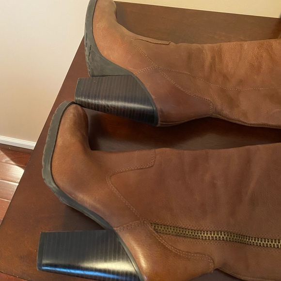 Jessica Simpson Boots - Picture 4 of 9